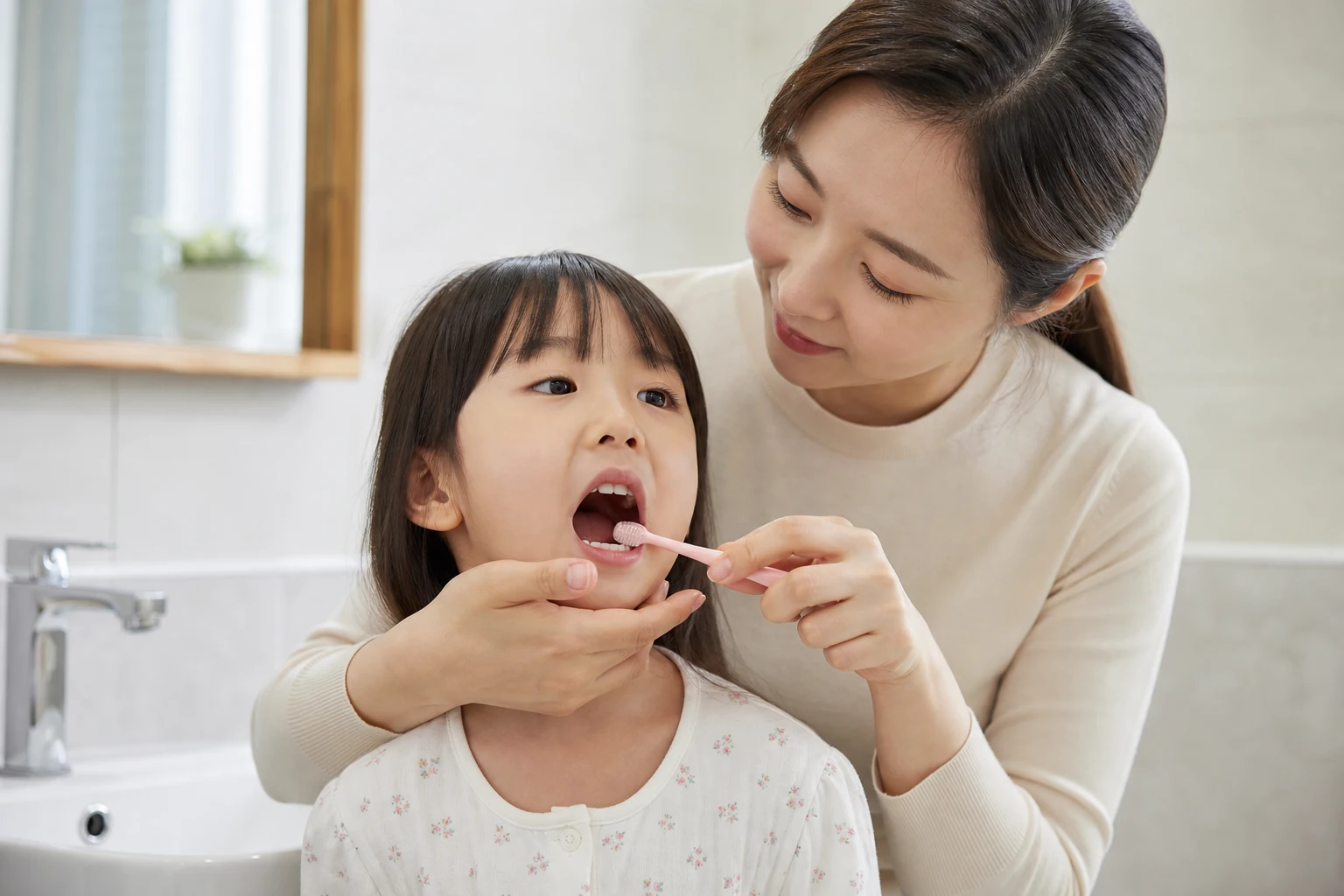 어린이 어금니 칫솔질